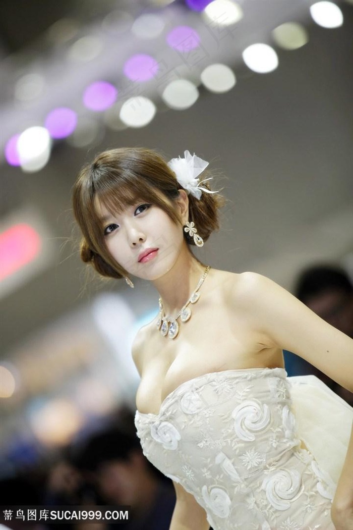 美女给男子割掉蛋蛋手术过程