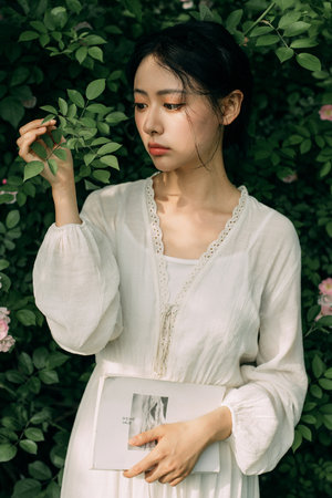 亚洲热色