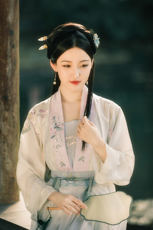 美丽的小蜜桃2