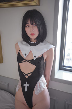 国模赵小米生殖欣赏337p